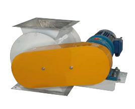 Гуань Фэнци